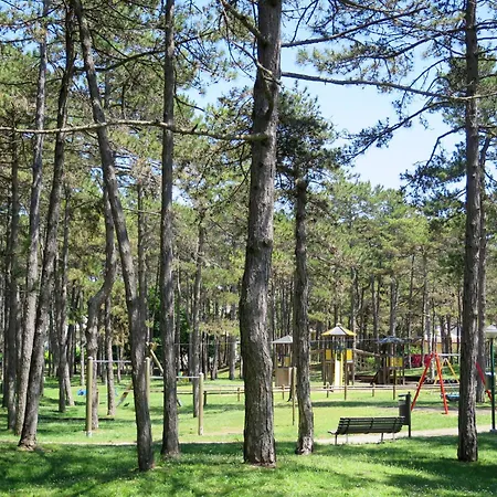 Parco Hemingway-15 By Interhome *